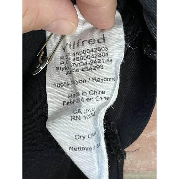 Wilfred Aritzia Black Rayon Blouse‎ Tunic Women XS Long Sleeve Minimalist V Neck - Picture 6 of 10